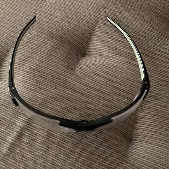 Safety goggles/glasses - Picture 2 of 3